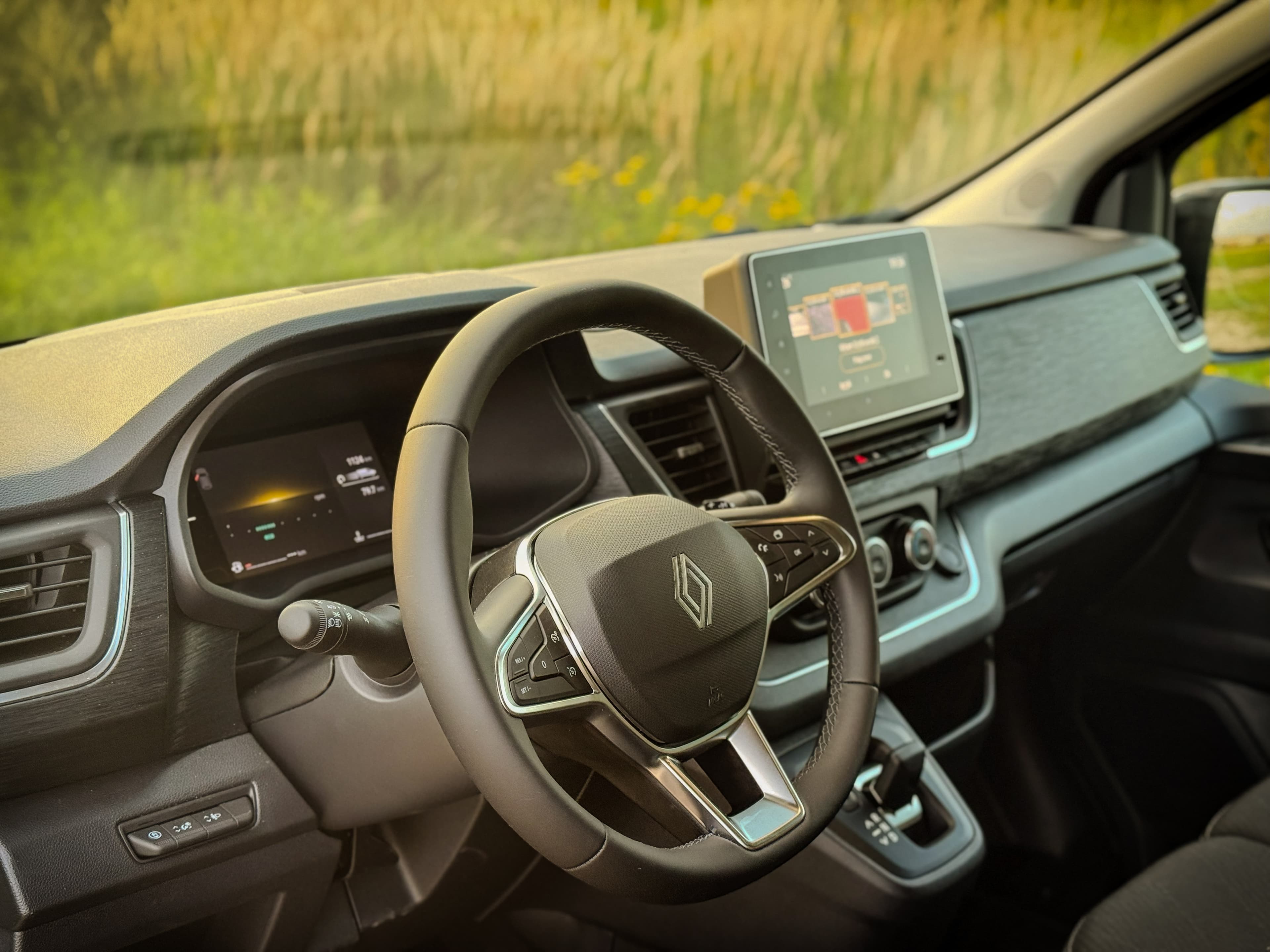 Renault Trafic - kokpit